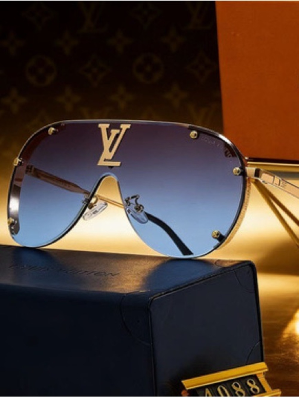 Dark shades unisex Shield Sunglasses with Gold LV Logo